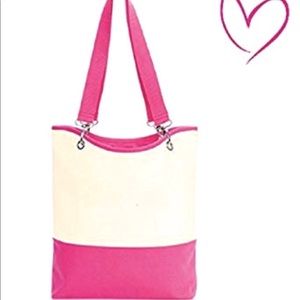 Thirty-One Canvas Crew Carry All Tote. NWT